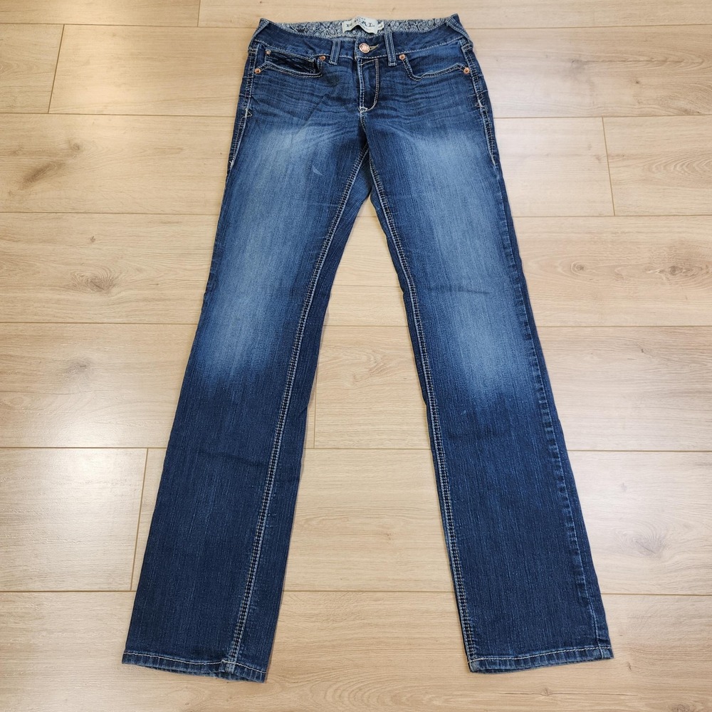 Ariat Women’s Straight Leg Jeans in Medium Wash Blue